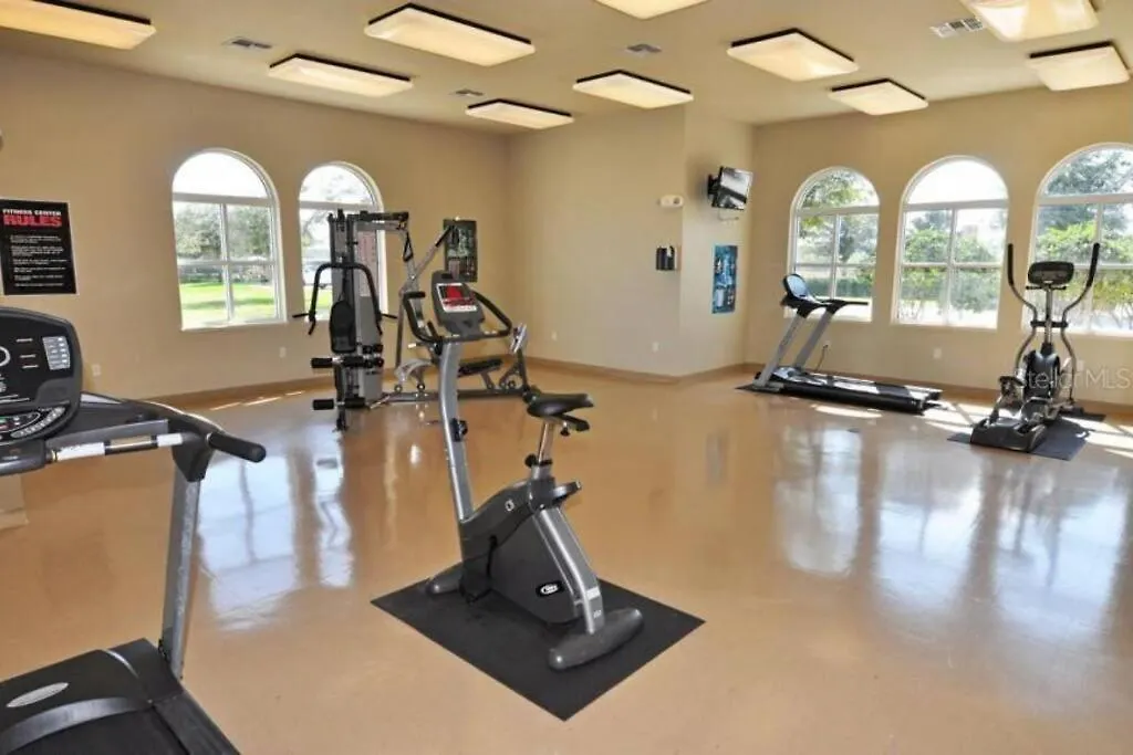 537 -Beautiful Private Home With Pool, Spa And Balcony Off Bedroom Davenport United States