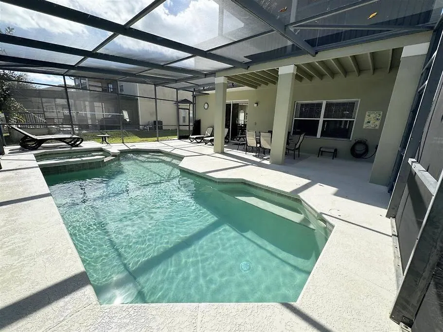 537 -Beautiful Private Home With Pool, Spa And Balcony Off Bedroom Davenport Villa