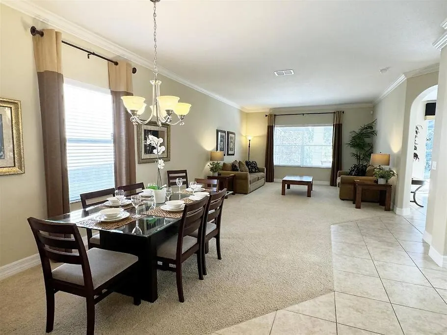 Villa 537 -Beautiful Private Home With Pool, Spa And Balcony Off Bedroom Davenport