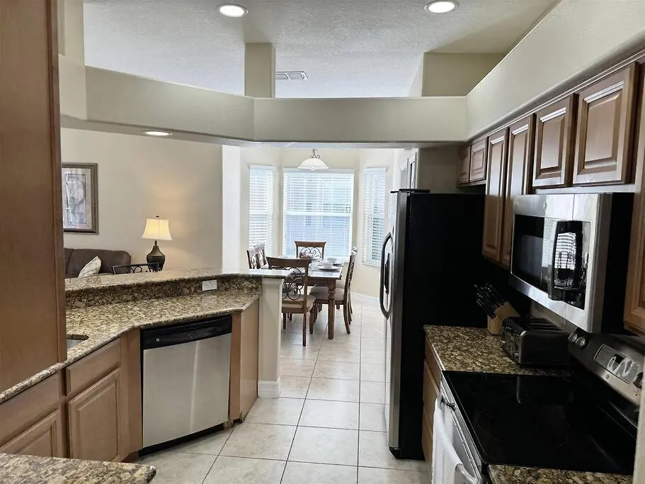 537 -Beautiful Private Home With Pool, Spa And Balcony Off Bedroom Davenport United States