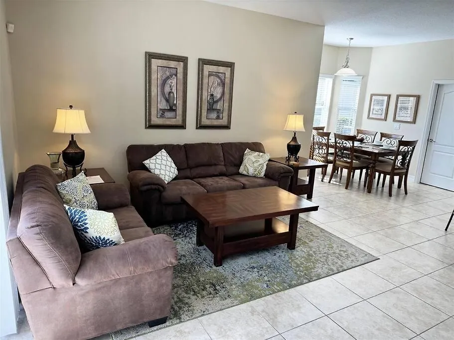 537 -Beautiful Private Home With Pool, Spa And Balcony Off Bedroom Davenport United States